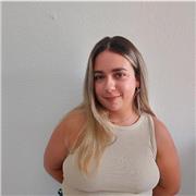 Profesora particular de todas las materias a nivel primaria y secundaria, con grado en Derecho, en Cádiz.